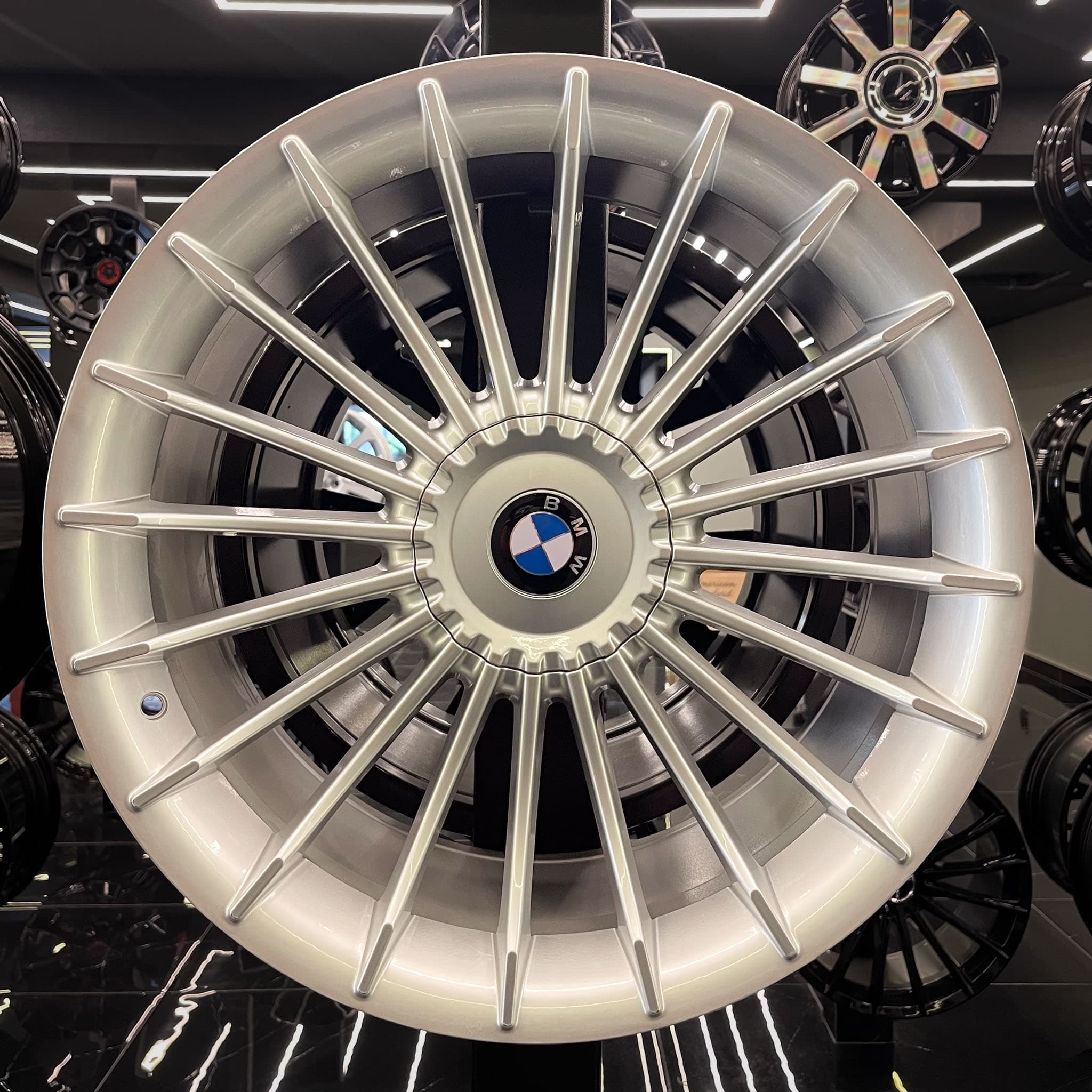 W724 BMW 20" 5X120/112