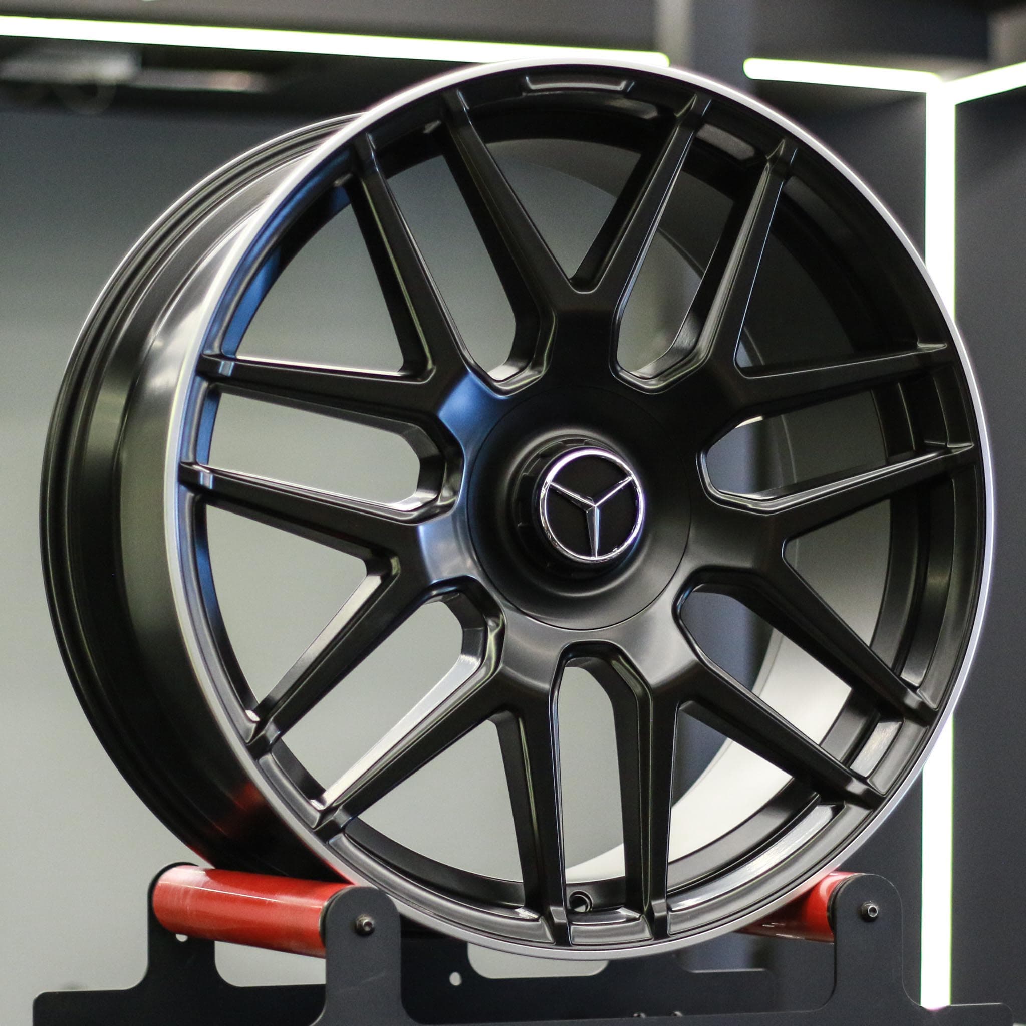 H933F 22" MERCEDES BENZ 5X130