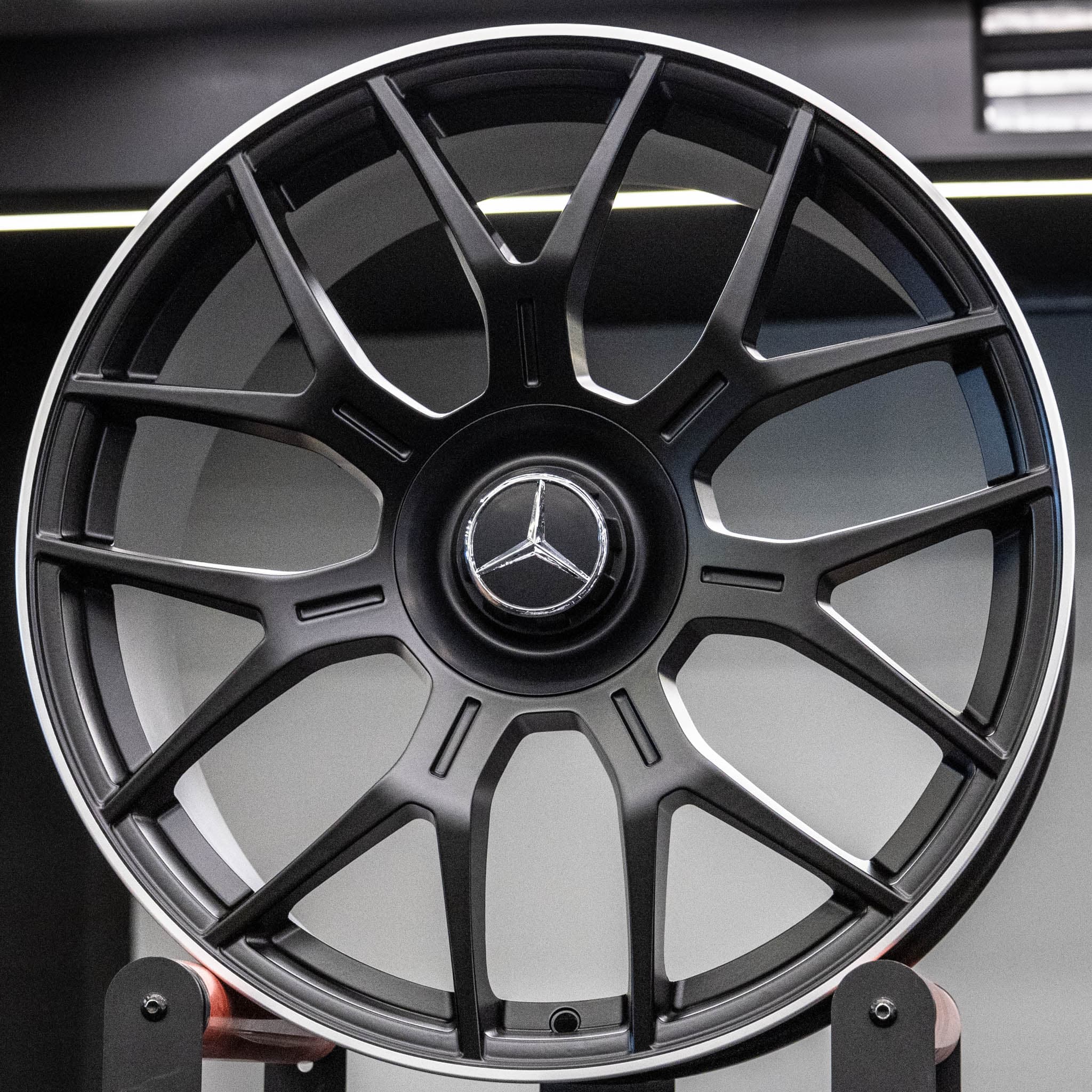 W810 20" MERCEDES BENZ 5X112