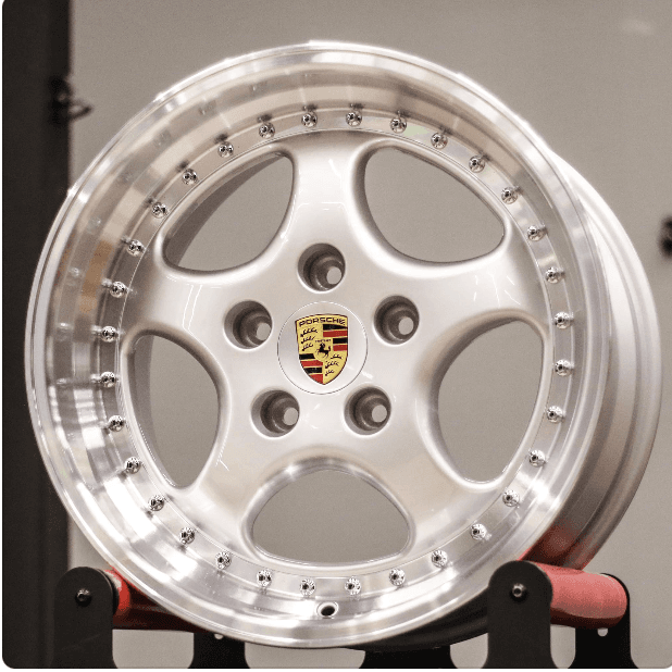 8M55 18" PORSCHE 5X130